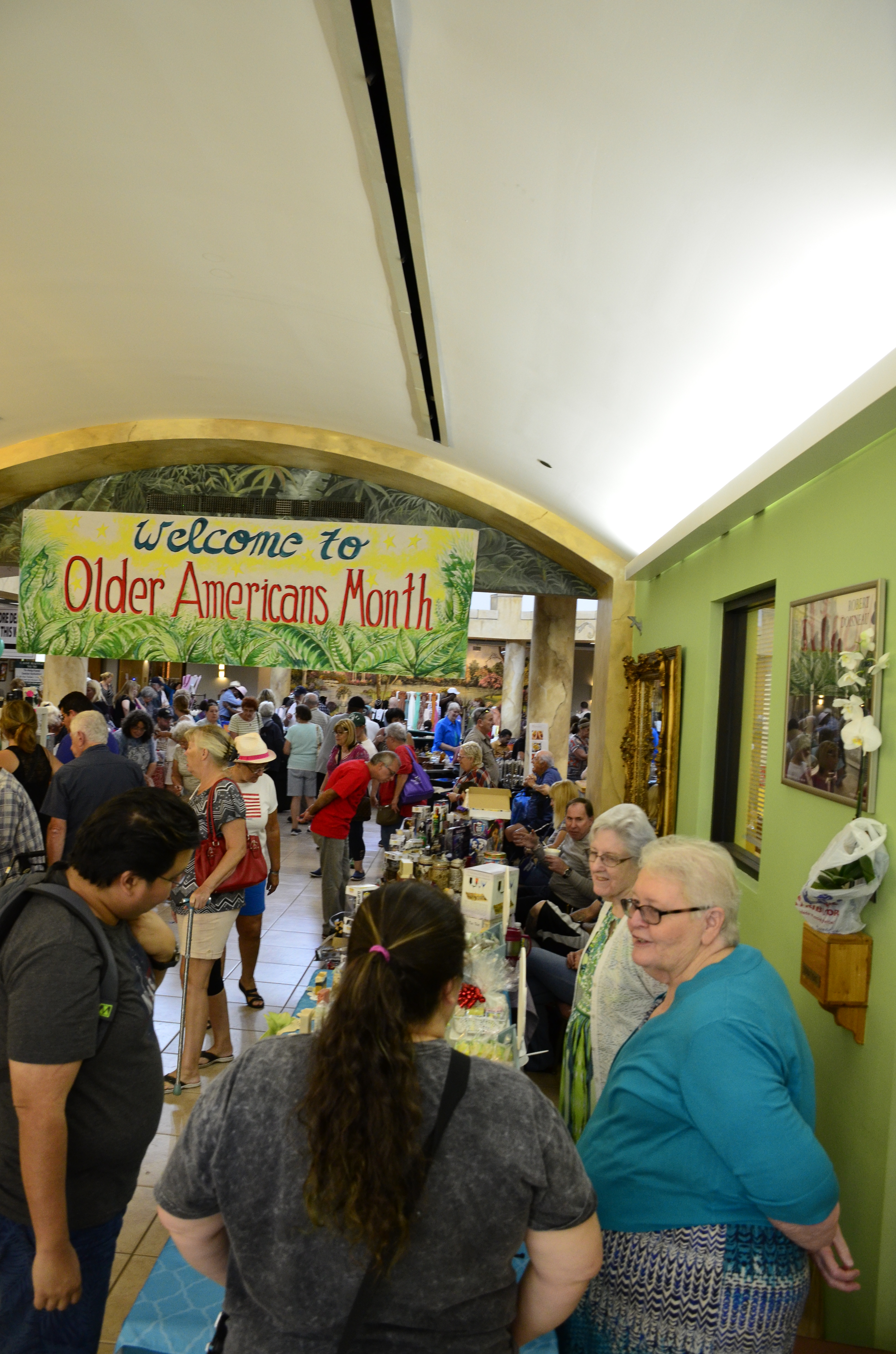 May Flea Mkt 2017 (6)